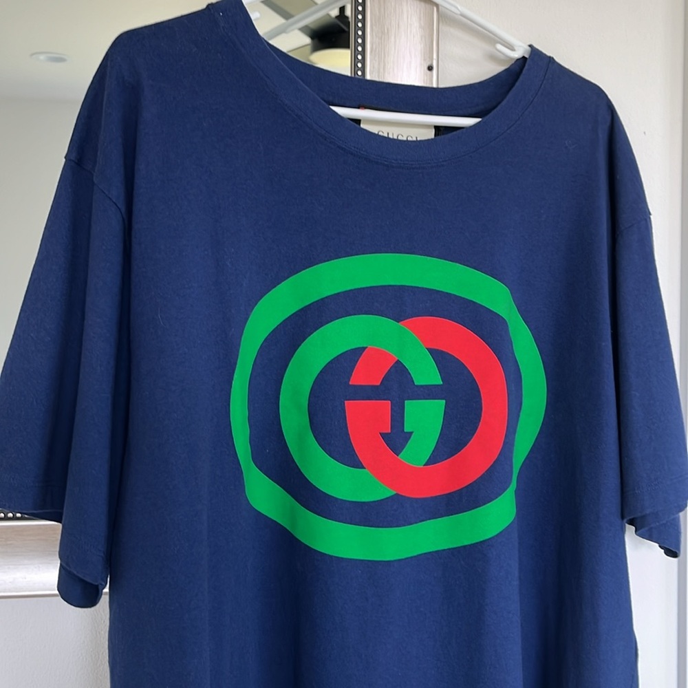 Gucci Blue Tee with Vibrant Logo - Picture 4 of 9